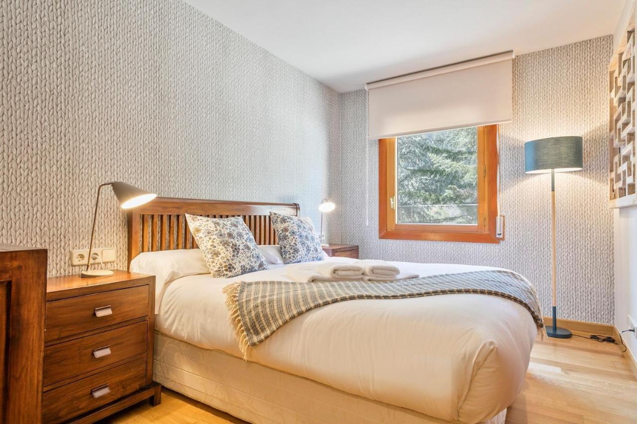 Luderna - Apartamento Con Terraza Barrados Vielha Exteriér fotografie