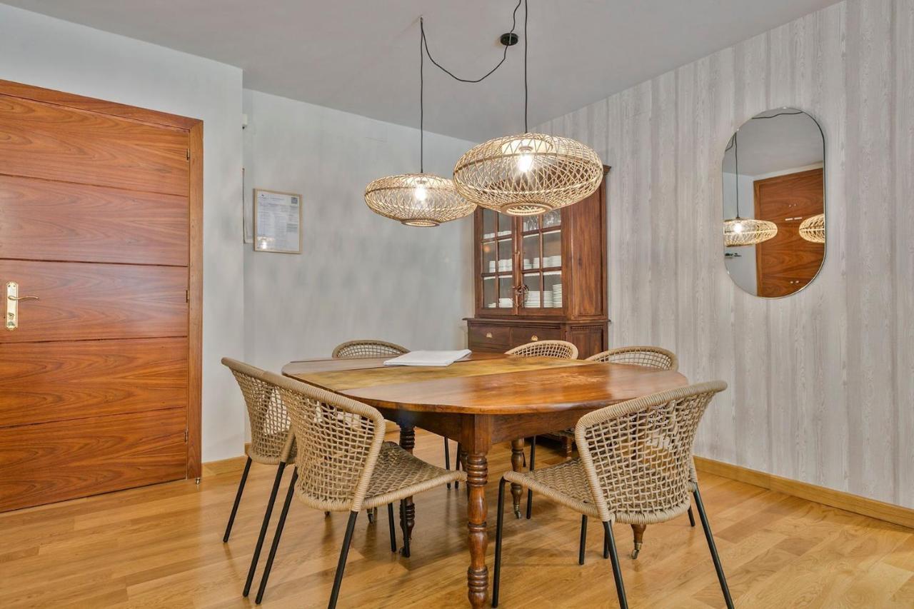Luderna - Apartamento Con Terraza Barrados Vielha Exteriér fotografie