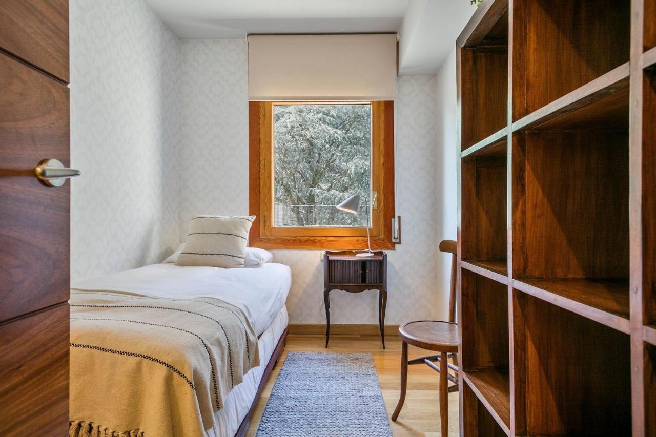 Luderna - Apartamento Con Terraza Barrados Vielha Exteriér fotografie