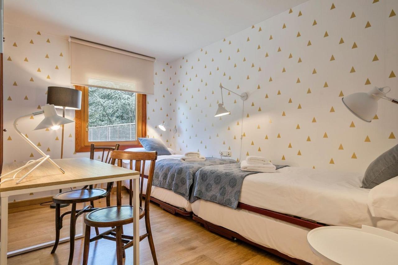 Luderna - Apartamento Con Terraza Barrados Vielha Exteriér fotografie